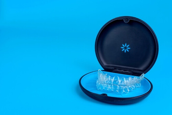 Braces Pros And Cons invisalign set